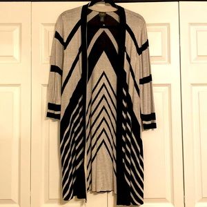 Chico’s travelers Black and Tan cardigan